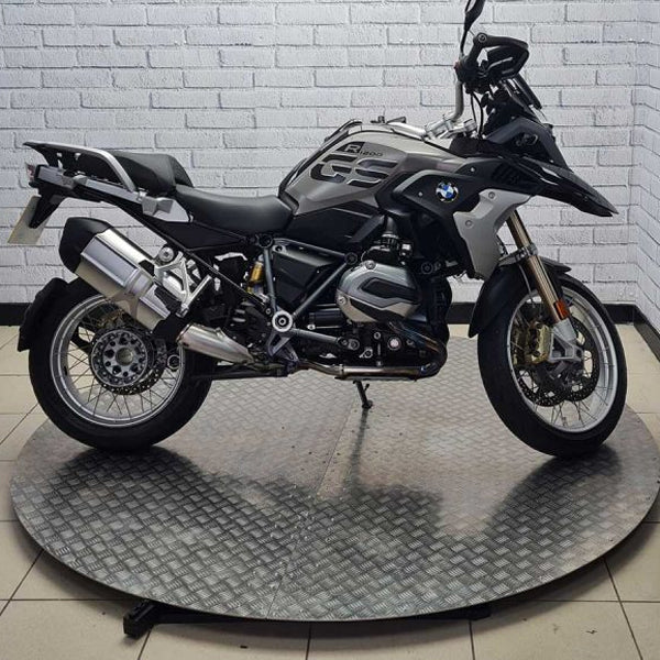 Low Rider Turntables